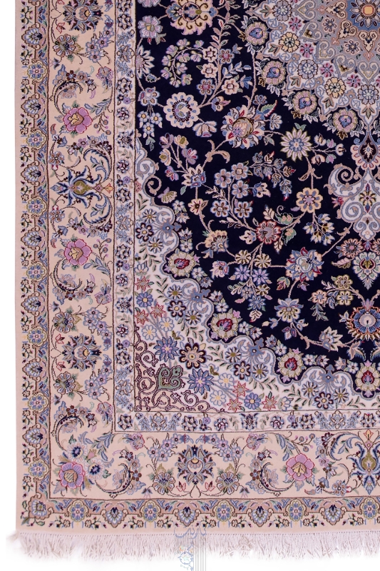 تصویر فرش دستباف نایین ۶ متری ۹لا مرینوس گل ابریشم طرح لچک ترنج(فروخته شد)