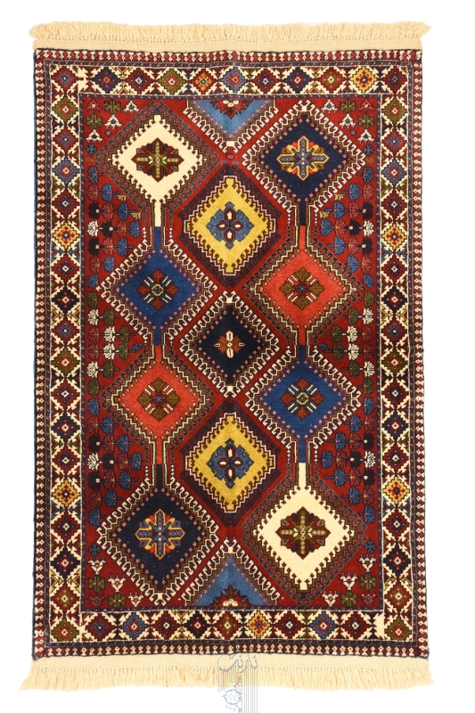 تصویر فرش دستباف یلمه ذرع و نیم ۳۰رج پشم طرح حوض درهم لاکی(فروخته شد)