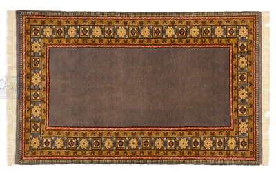 تصویر فرش دستباف ترکمن قالیچه ۳متری ۴۰رج پشم کف ساده گل ابریشم قهوه ای