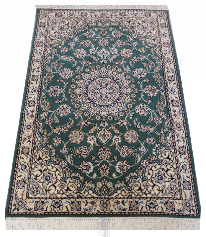 تصویر فرش دستباف نایین ذرع و چارک ۹لا طرح لچک ترنج پشم و ابریشم سبز