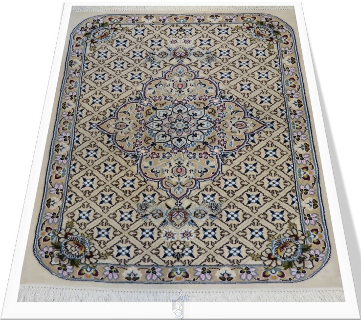 تصویر فرش دستباف نایین پشتی ۹لا طرح خشت و ترنج پشم و ابریشم کرم