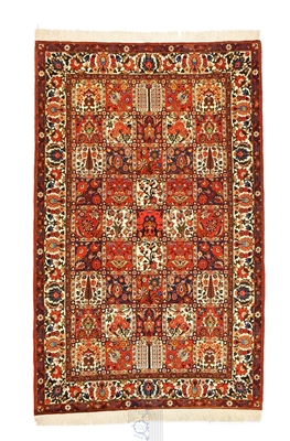 تصویر فرش دستباف قشقایی، طرح خشت حامدی