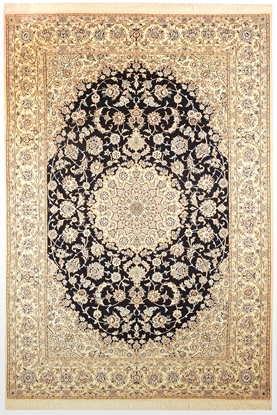 تصویر فرش دستباف نایین ۶متری ۹لا پشم و ابریشم طرح لچک ترنج سورمه ای