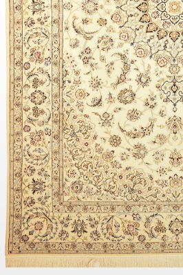 تصویر فرش دستباف نایین ۶ متری ۹لا پشم و ابریشم طرح لچک ترنج کرم