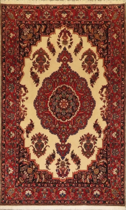 تصویر فرش دستباف بختیاری ۶ متری ۳۵ رج پشم طرح کف ساده کرم